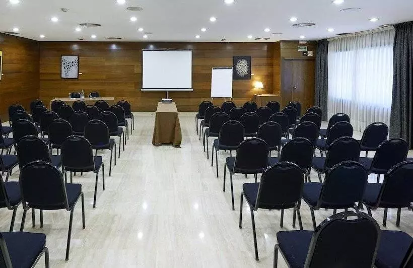 Fotos del hotel Up Rooms Vic:  22
