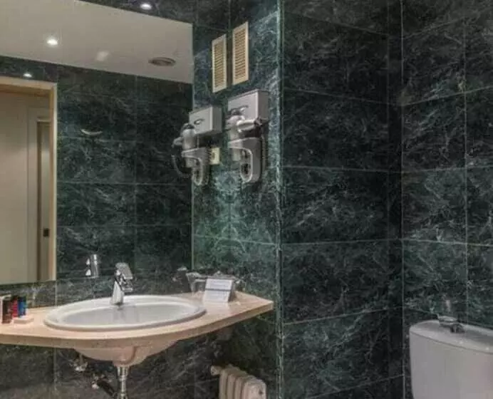 Fotos del hotel Up Rooms Vic:  11