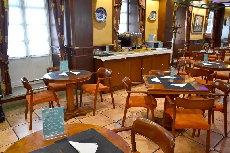 Fotos del hotel Alda El Suizo:  5