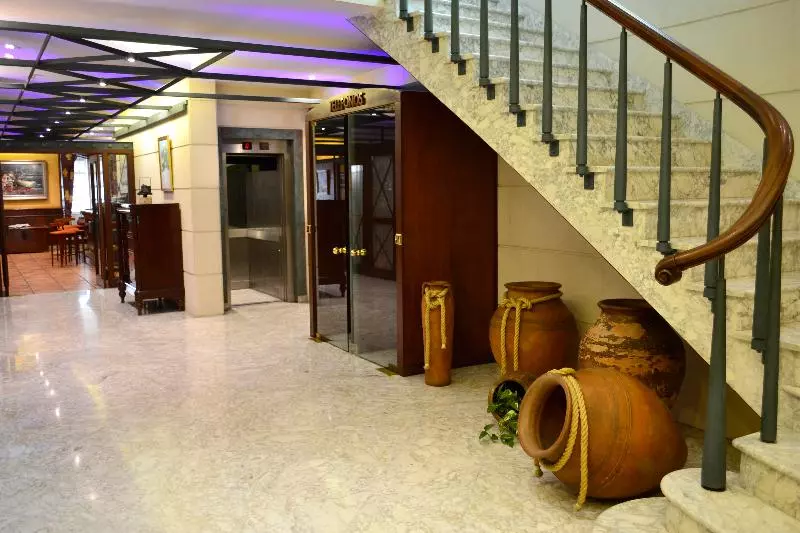 Fotos del hotel Alda El Suizo:  4