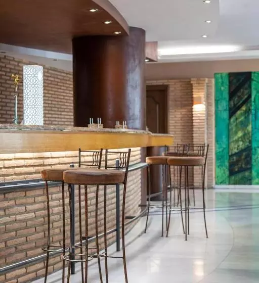 Fotos del hotel Maciá Alfaros:  3