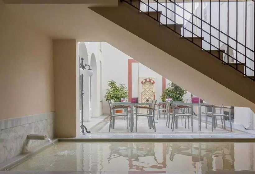 Fotos del hotel Maciá Alfaros:  4