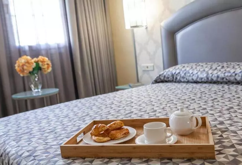 Fotos del hotel Maciá Alfaros:  22