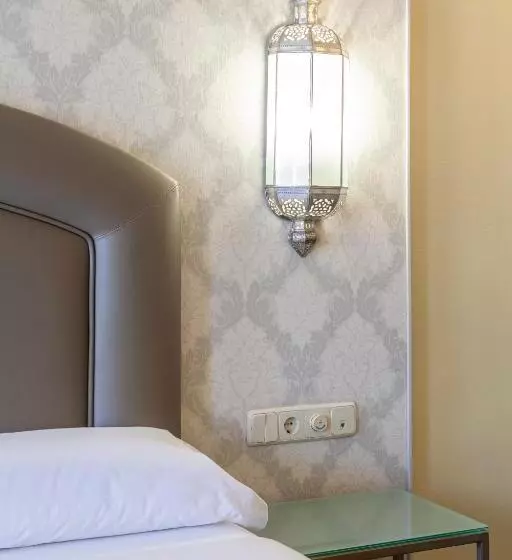 Fotos del hotel Maciá Alfaros:  10