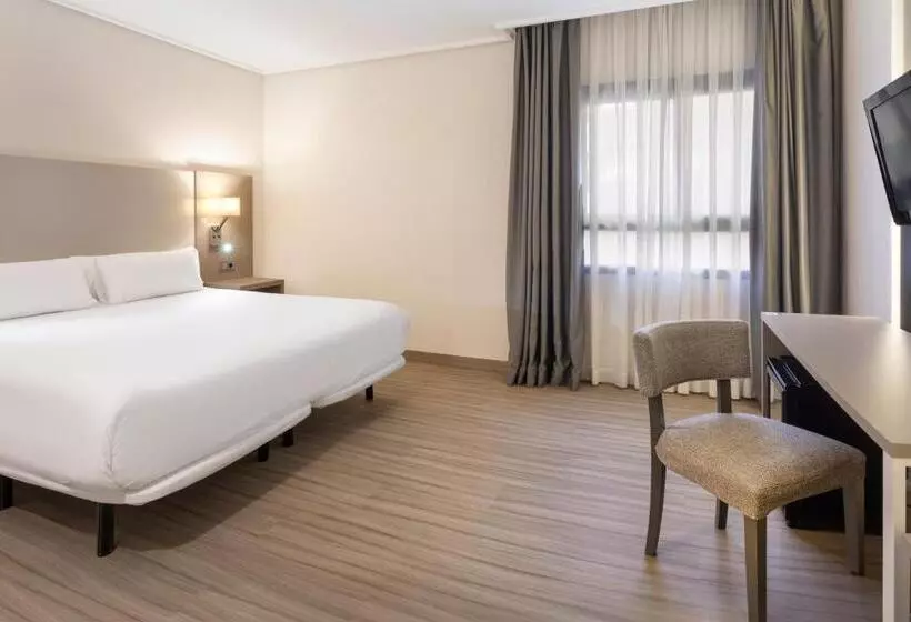 Fotos del hotel B&b Hotel Cartagena Cartagonova:  8