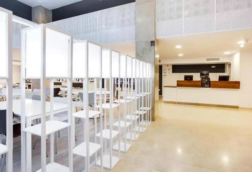 Fotos del hotel B&b Hotel Cartagena Cartagonova:  5