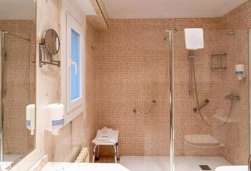 Fotos del hotel Castilla Vieja:  17