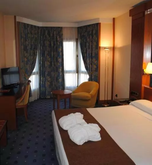 Fotos del hotel Los Bracos By Silken:  16