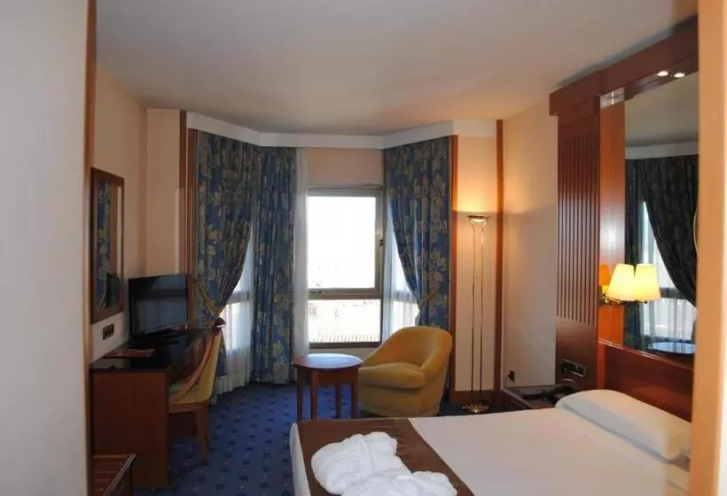 Fotos del hotel Los Bracos By Silken:  23