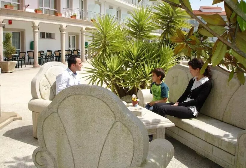 Fotos del hotel Nuevo Vichona:  17