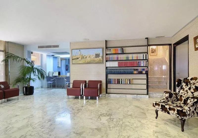 Fotos del hotel B&b Hotel Tarragona Centro Urbis:  10