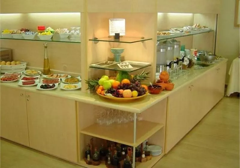 Fotos del hotel B&b Hotel Tarragona Centro Urbis:  5