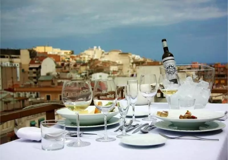 Fotos del hotel B&b Hotel Tarragona Centro Urbis:  8