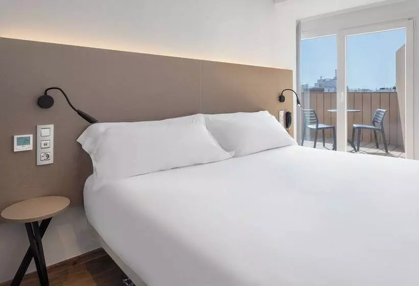 Fotos del hotel B&b Hotel Tarragona Centro Urbis:  35