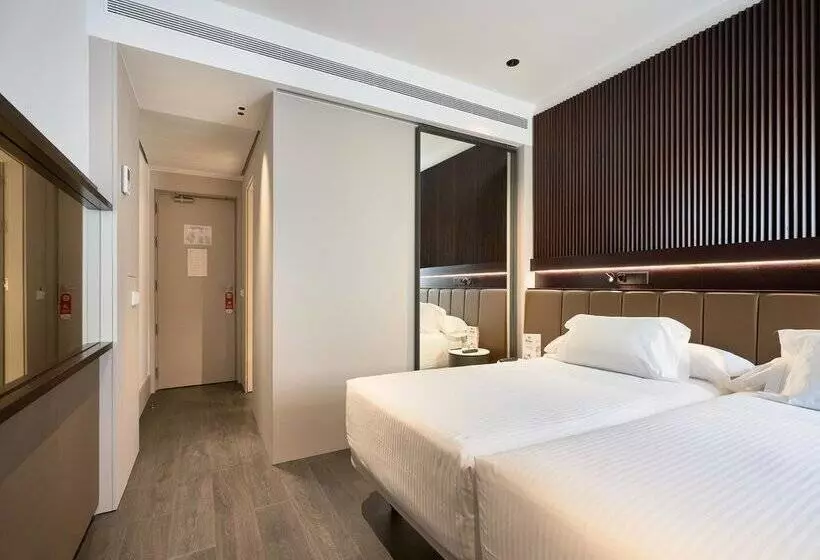 Fotos del hotel Bécquer:  14