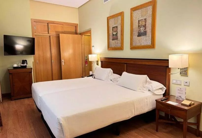 Fotos del hotel Bécquer:  7