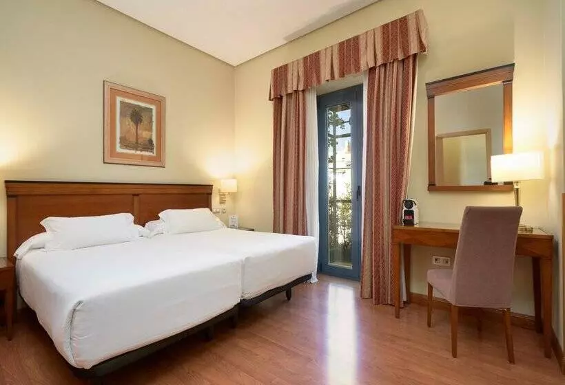 Fotos del hotel Bécquer:  9