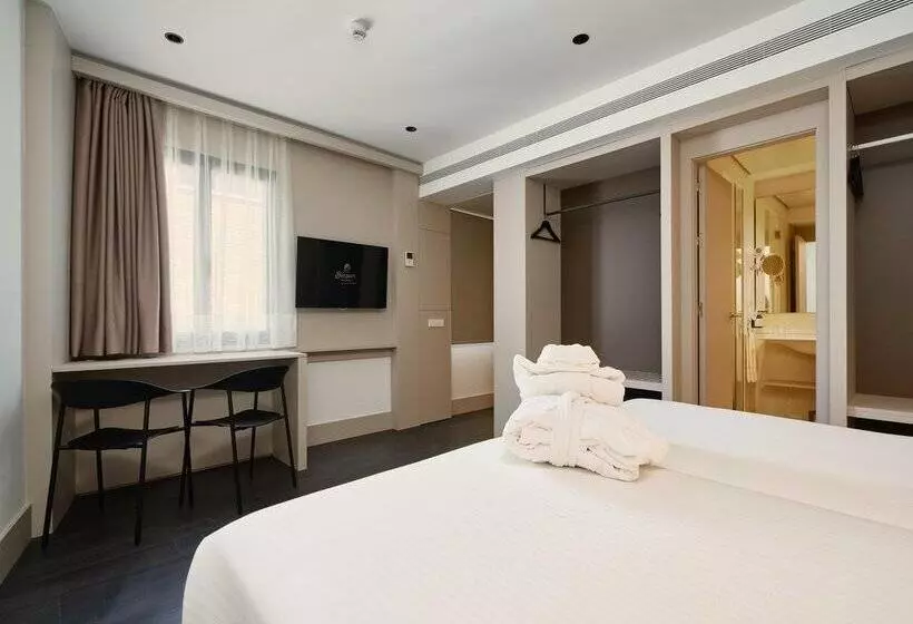 Fotos del hotel Bécquer:  17