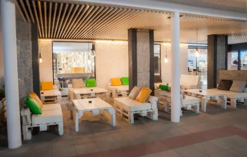 Fotos del hotel Brisamar Suites:  8