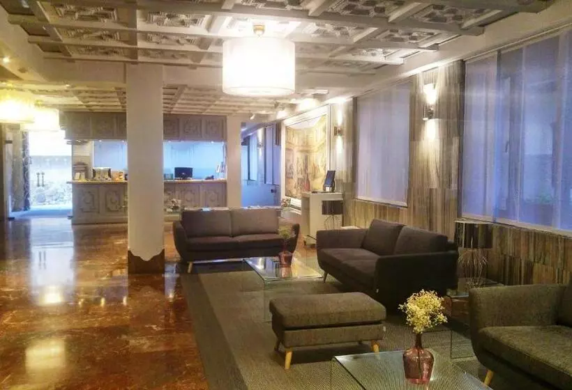 Fotos del hotel Carlos V:  25