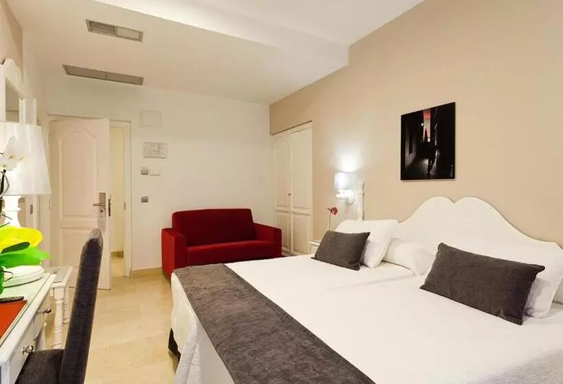 Fotos del hotel Carlos V:  16