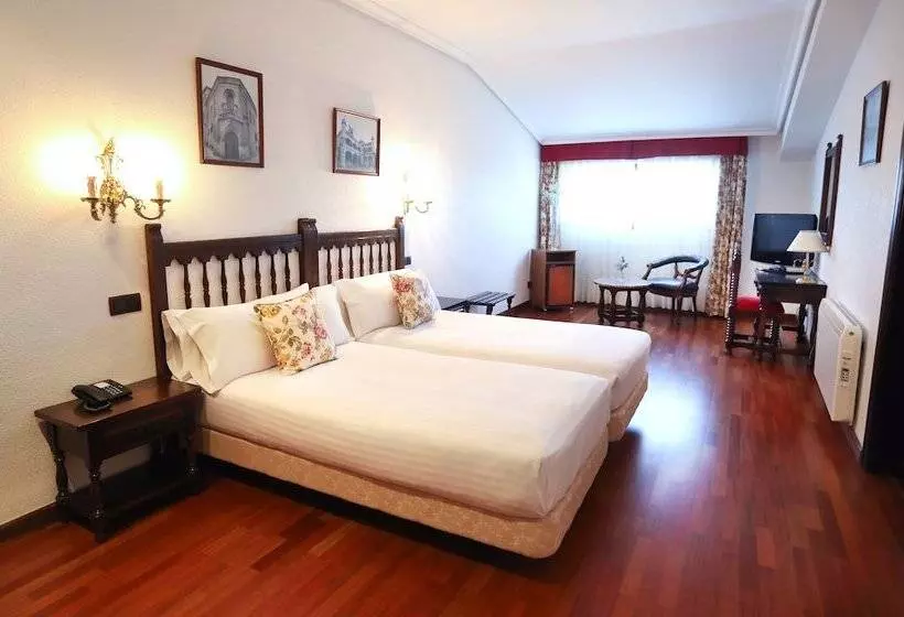 Fotos del hotel Conde Rodrigo 2:  24