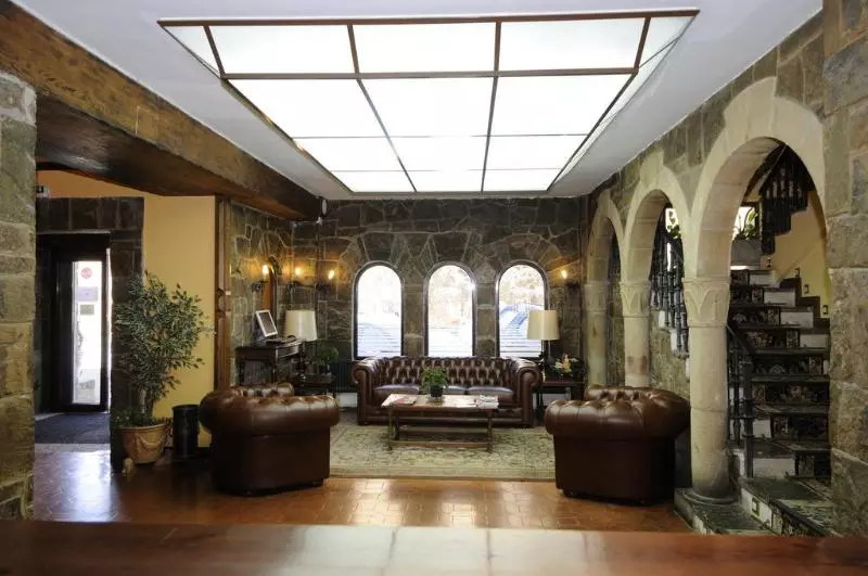 Fotos del hotel Leonor Mirón:  14