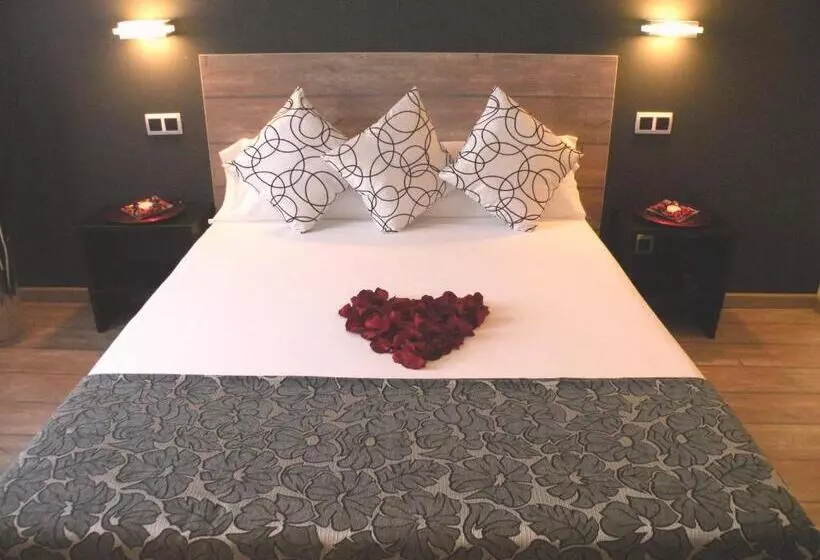 Fotos del hotel Rey Don Sancho:  15