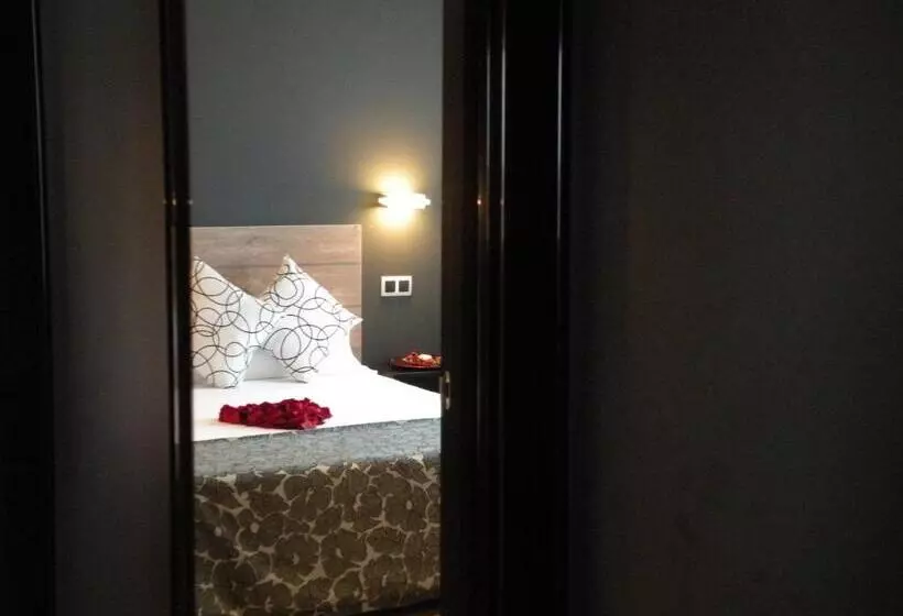 Fotos del hotel Rey Don Sancho:  19