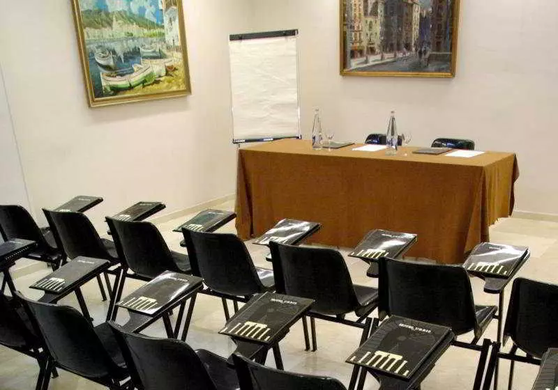 Fotos del hotel B&b Hotel Tarragona Centro Urbis:  6