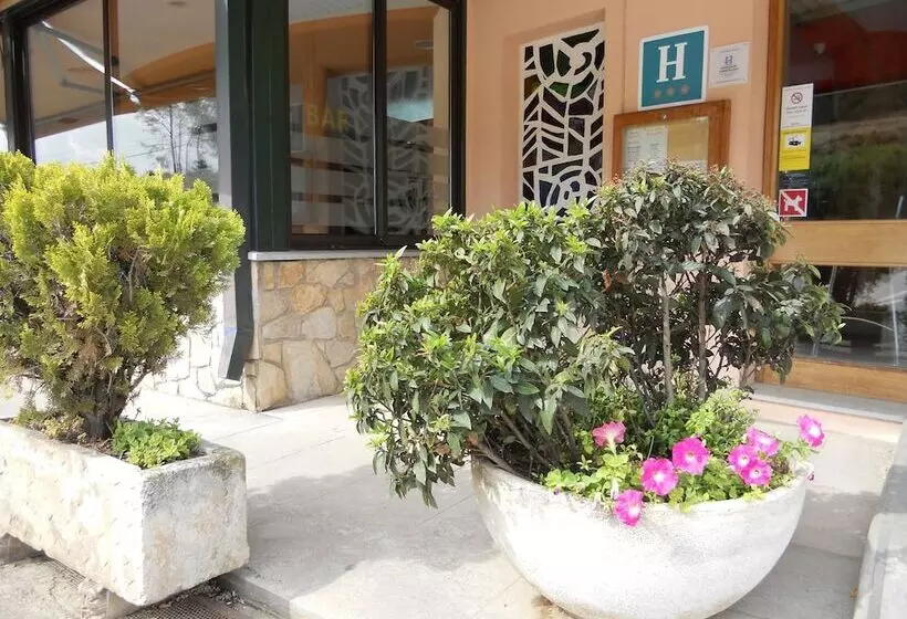 Fotos del hotel Sausa:  15