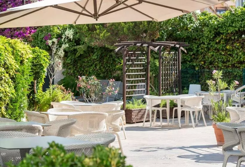 Fotos del hotel Playas Del Rey:  10