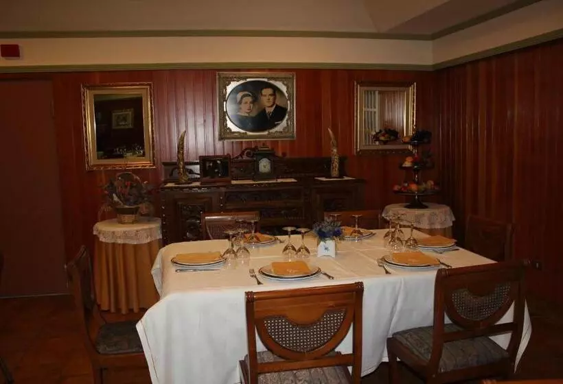 Fotos del hotel Villa De Larraga:  3