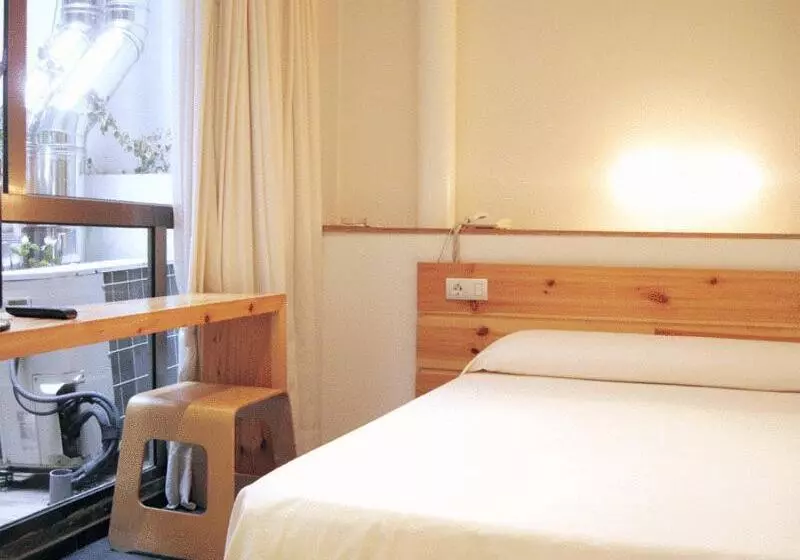 Fotos del hotel La Plaza Ii:  21