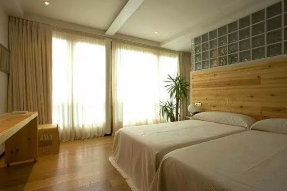 Fotos del hotel La Plaza Ii:  13