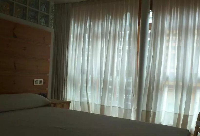 Fotos del hotel La Plaza Ii:  24