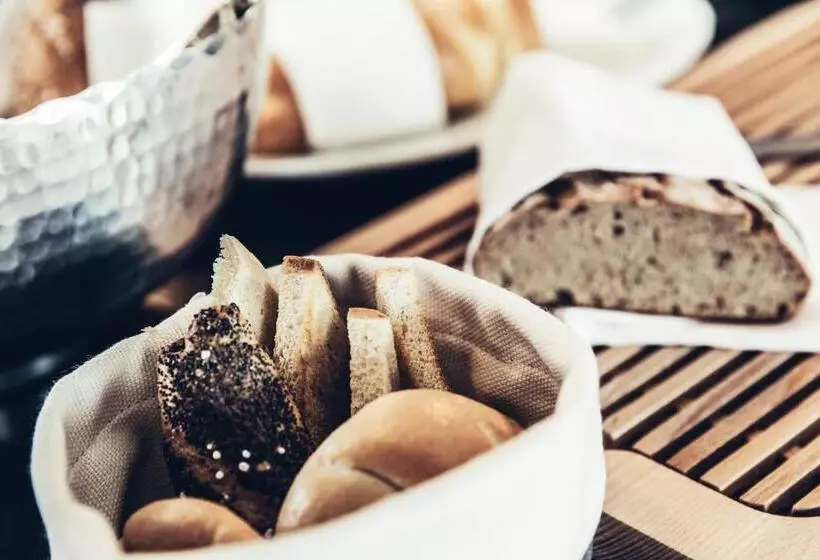 Fotos del hotel Dermuth Klagenfurt:  9