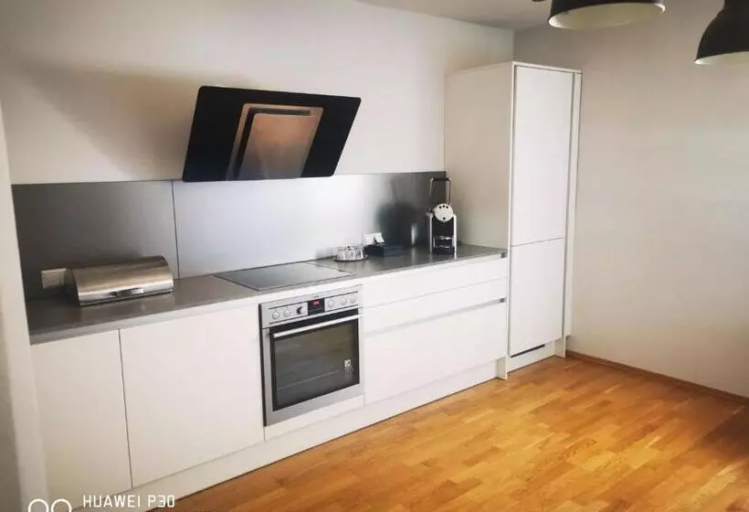 Fotos del hotel Dermuth Klagenfurt:  4