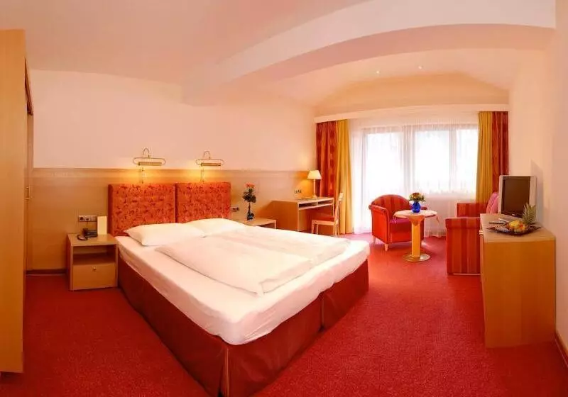 Fotos del hotel Strass - Sport & Spa:  2