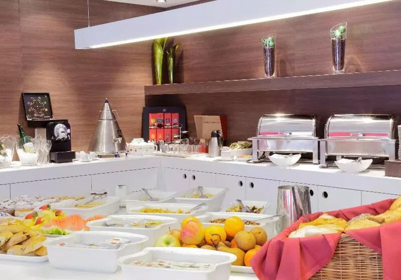 Fotos del hotel Ibis Styles Linz:  7