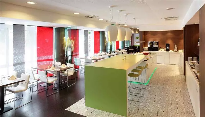 Fotos del hotel Ibis Styles Linz:  11