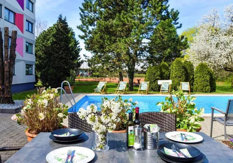 Fotos del hotel Ibis Styles Linz:  9