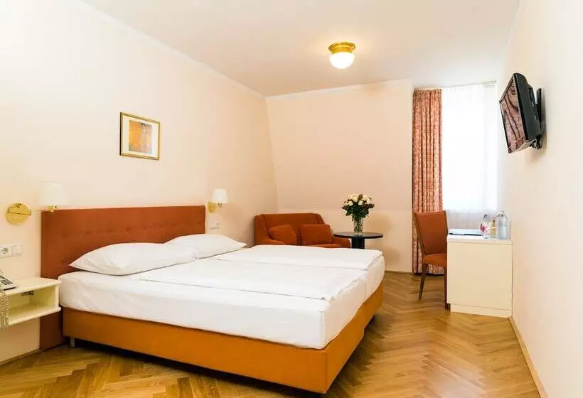 Fotos del hotel Johann Strauss:  11