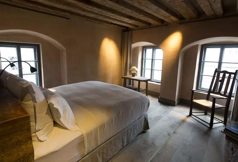 Fotos del hotel Townhouse Weisses Kreuz:  2