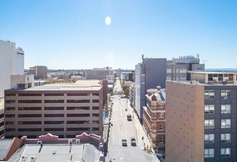 Fotos del hotel Seasons Of Perth:  8