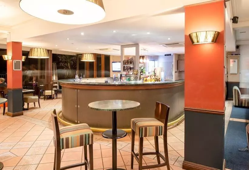 Fotos del hotel Seasons Of Perth:  5