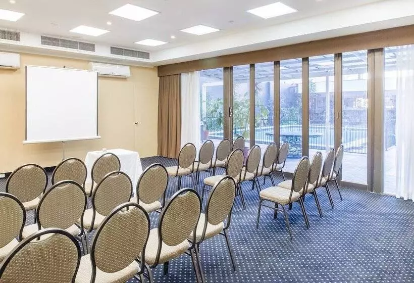 Fotos del hotel Seasons Of Perth:  6