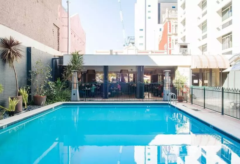 Fotos del hotel Seasons Of Perth:  11