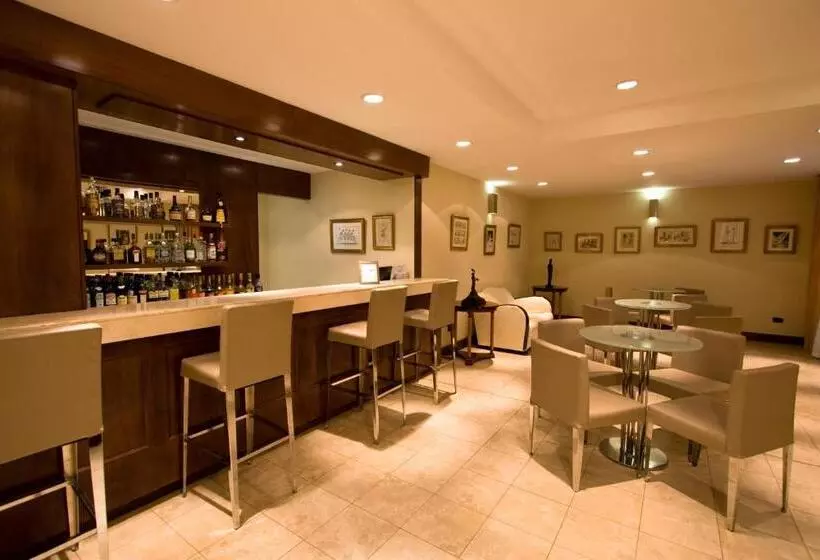 Fotos del hotel Gran Hotel Dora:  14