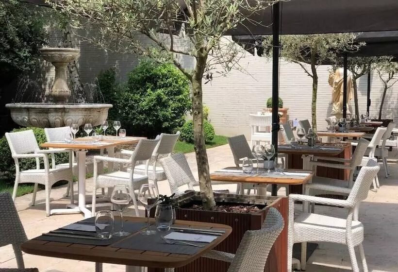 Fotos del hotel Barsey By Warwick:  17